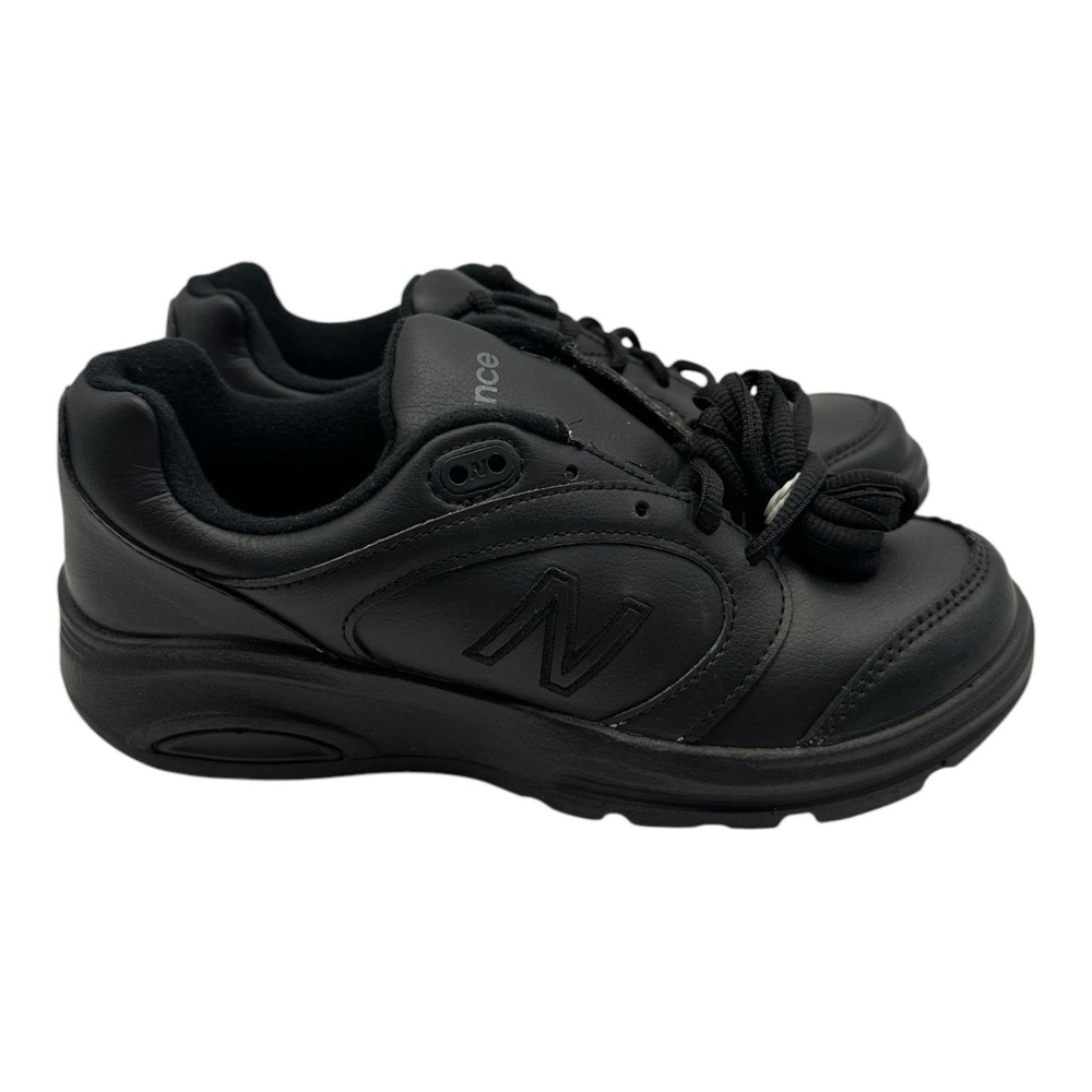New Balance 674 Walking Shoes Womens Size 5 B Black Leather Sneakers WW674BK NWT
